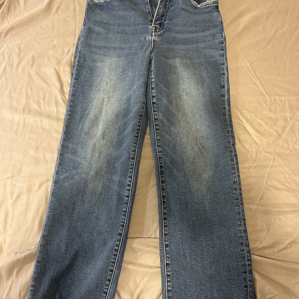 Vervet Straight Leg Jeans